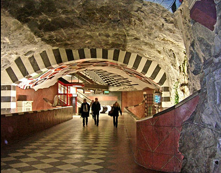 BUSportál SK: FOTOGALÉRIA štokholmského metra,