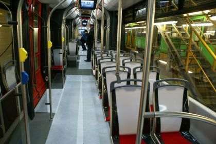 Pětičlánková tramvaj Solaris Tramino v obrazech