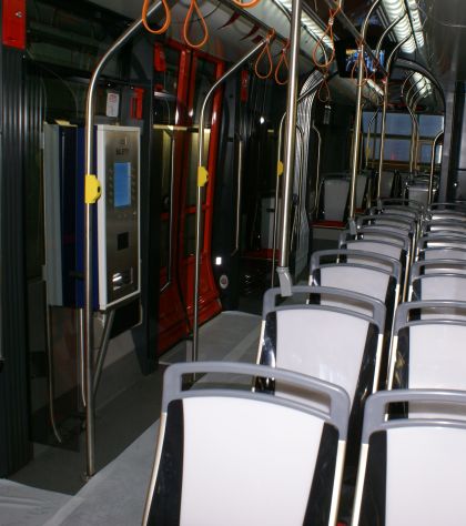 Pětičlánková tramvaj Solaris Tramino v obrazech