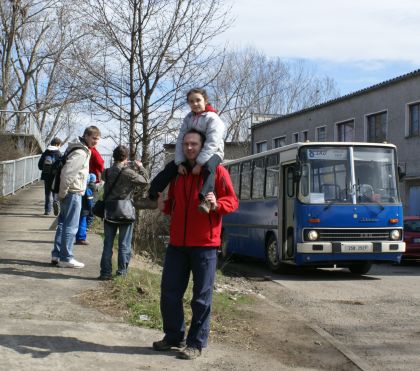 Železniční posunovadlo s prvky RTO a RO a Ikarus 280 v akci
