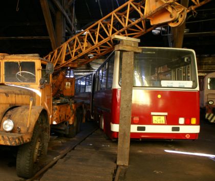 Ještě jednou z Výtopny Zdice: Řazení Kredenců a nějaké ty velké volanty