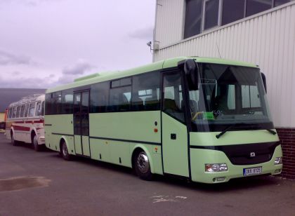 Z Libchav do Sokolova: Záběry autobusu SOR C 10.5 v novém faceliftu 