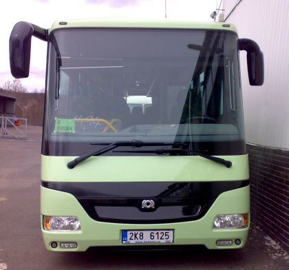 Z Libchav do Sokolova: Záběry autobusu SOR C 10.5 v novém faceliftu 