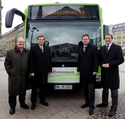 2 autobusy Mercedes-Benz Citaro G BlueTec Hybrid u dopravce Hamburger Hochbahn
