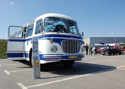 Škoda 706 RTO LUX a historické osobní vozy a motocykly zahájily sezónu