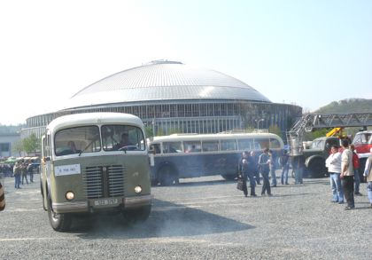 Z areálu BVV přes město do Řečkovic jela kolona veteránů - velkých volantů