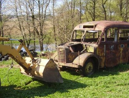 Vyprošťování a převoz autobusového veterána Gräf &amp; Stift