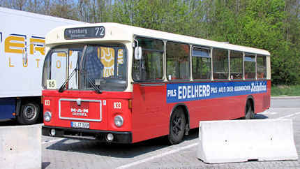 BUSportál SK: Zariadila to "šťastena": kolóna autobusov - veteránov