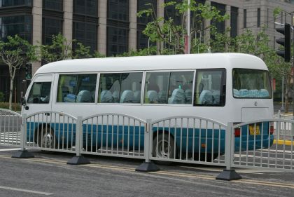 První záběry autobusů ze šanghajských ulic