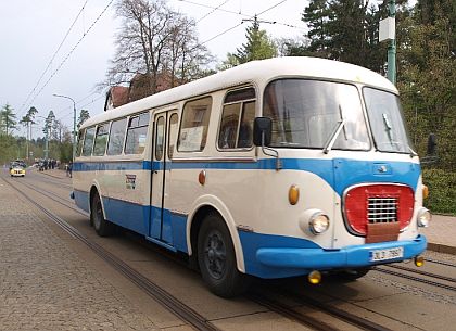 Záběry ze Dne otevřených dveří v tramvajové vozovně Dopravního podniku