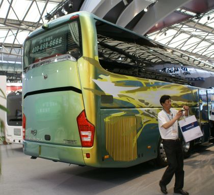 10. BUSWORLD Asia 2010: Expozice společnosti Yutong