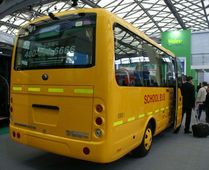 10. BUSWORLD Asia 2010: Expozice společnosti Yutong