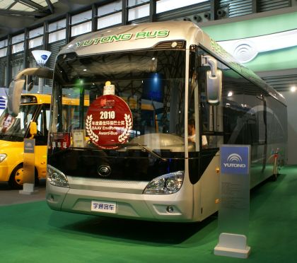 10. BUSWORLD Asia 2010: Expozice  společnosti Yutong