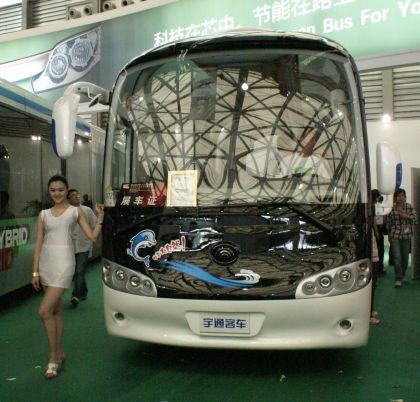 10. BUSWORLD Asia 2010: Expozice společnosti Yutong