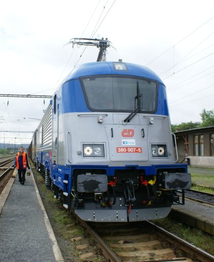 Nová lokomotiva ŠKODA 109E/ČD ř.380 poprvé při jízdních zkouškách