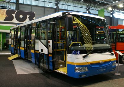 První  elektrozáběry z veletrhu Autotec: Hybridy, trolejbus, elektrobus ...