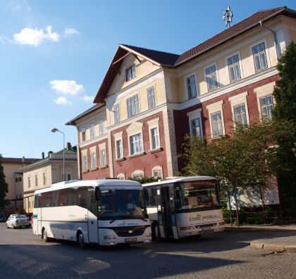 Páteční a sobotní cestování s faceliftovaným SOR LH ČSAD Semily