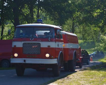 Hasičské vozy na oslavách 120 let SDH Kundratice