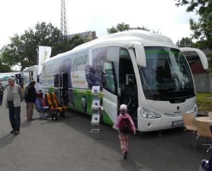 Autobusy a jedna lokomotiva (na CNG) na Czech Rail Days v Ostravě