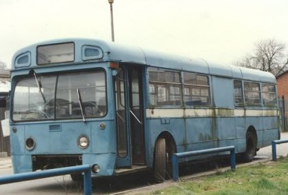 Vracíme se do autobusového muzea v Cobhamu ve Velké Británii