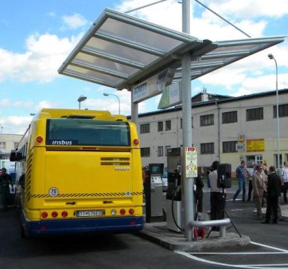 Bonett otevřel 23.6.2010 novou plnicí CNG stanici v Přerově