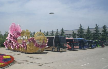 Čína je Čína .... Alegorický autobus a jiné zajímavosti z Zhengzhou
