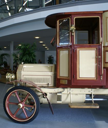 Omnibus Nr.1 Karl Kassböhrer - Saurer pro dopravu Wiblingen - Ulm - Wiblingen