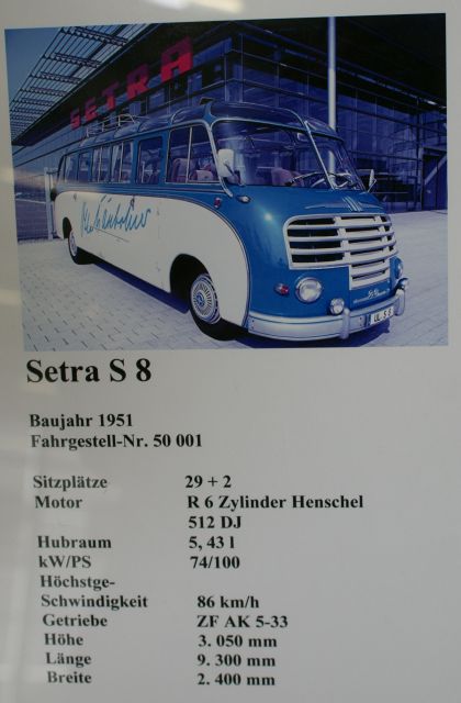 Druhý ze tří veteránů v ulmském zákaznickém centru Setra - S 8 z roku 1951