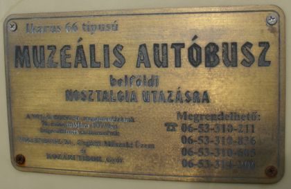 Maďarský účastník Zlatého bažanta 2010: Ikarus 66.62 z roku 1972, 