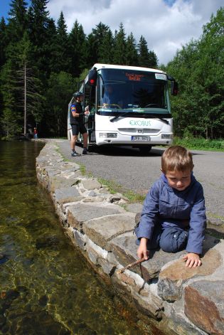 Nová autobusová linka na šumavské Černé jezero funguje už  od  7. srpna 2010