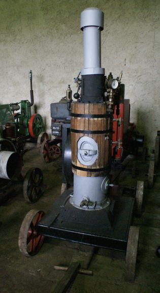 Na návštěvě u historických traktorů a stabilních motorů v Chotouni