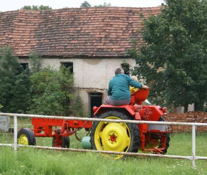 Na návštěvě u historických traktorů a stabilních motorů v Chotouni