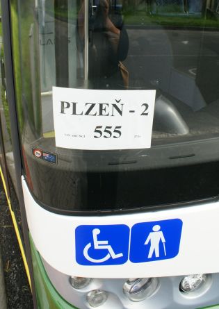 Z oficiálního otevření tratě trolejbusu č.15 v Plzni: Nejprve trolejbus(y) 