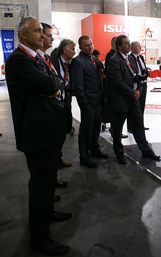 TURANCAR CZ představí nové malokapacitní autobusy ISUZU na Transped Comma,