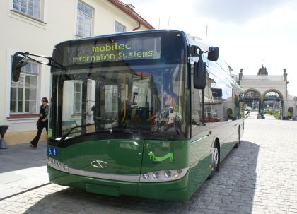 Trolejbus Solaris Trollino 12 s elektrovýzbrojí Škoda  pro švédskou  Landskronu 