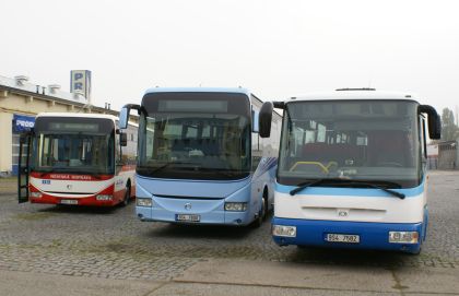 Úvodní záběry autobusů ze Dne otevřených dveří v Probo Bus 