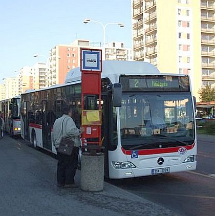 Prvním autobusem na plynový pohon v Kladně je Mercedes-Benz Citaro