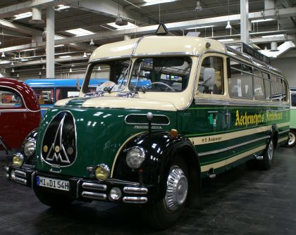 IAA Hannover: Pavilon 23 plný veteránů I.: Büssing, Magirius, Setra a Škoda 706 