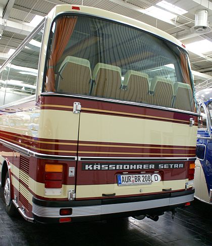 IAA Hannover: Pavilon 23 plný veteránů II.: 2 Setry a 2 Neoplany