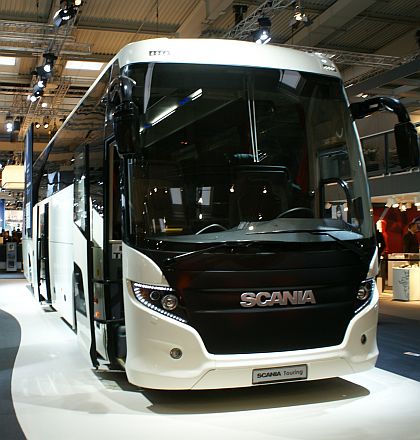 IAA Hannover: Premiéra třínápravového autokaru Scania Touring 6x2*4