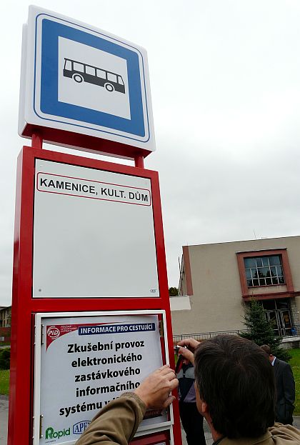 Elektronický zastávkový označník PID   v Kamenici vyvinula a vyrobila 