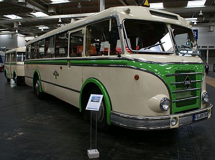 IAA Hannover: Pavilon 23 plný veteránů VIII.: IFA a IFA - soupravy s vlekem