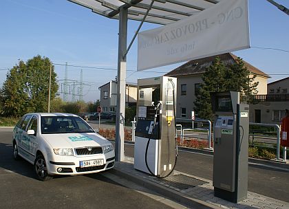 BUSportál jezdí na CNG: 1* pro plnicí stanici v Hrušové u Vysokého Mýta