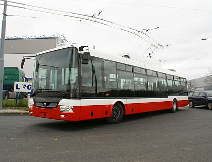 Trolejbus Škoda 30 Tr SOR  na zkušebních jízdách v Plzni 4.11.2010