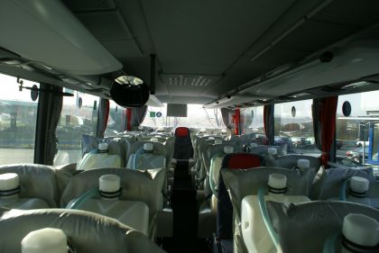 Testovací Setra  S 415 H  v Praze - podrobnosti k víceúčelovému autobusu 