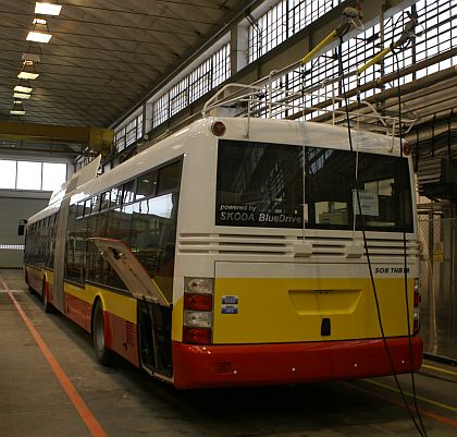 Na návštěvě ve Škoda Electric - kloubové trolejbusy pro Hradec Králové,