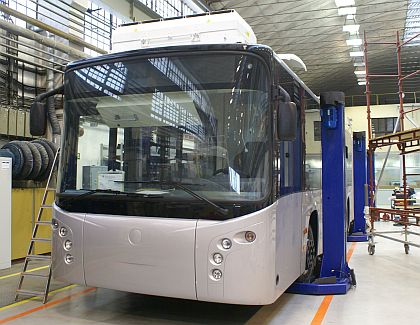 Na návštěvě ve Škoda Electric - kloubové  trolejbusy  pro Hradec Králové, 