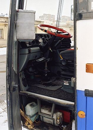Vršovická Karosa GT 11 - 'neverending story' - záběry z března 2005
