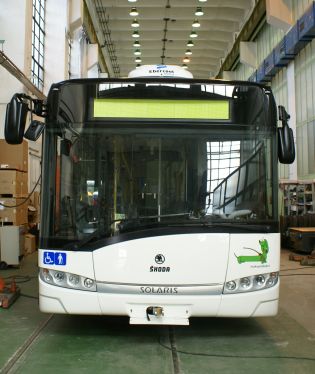 Škodovka vyrobí během čtyř let další trolejbusy pro Pardubice: 