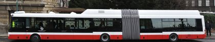 Hybridní autobus SOR NBH 18 v Praze do třetice - interiér 